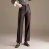 Novas calças retas elegantes, versáteis e simples de couro PU para mulheres, outono 2026, cintura alta, afunilamento, cobrindo o quadril, cropped, casuais, modernas