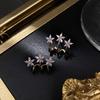 Novos três brincos de pino de flor de ouro na moda em nicho personalizado brincos de stud Coreia do Sul versátil elegante Internet brincos de celebridade atacado
