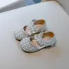 Zapatos de Cuero para Niñas Zapatos de Cristal para Niños Primavera/Verano 2025 Nuevo Estilo Zapatos de Princesa para Niña Zapatos de Baile de Moda con Diamantes de Imitación Brillantes