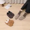 298-1 Sapatos de Veludo de Inverno com Fivela Retrô Couro Nobuck Bico Redondo Quentes para Mulheres