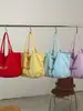 Bolsa de Lona con Estampado de Letras para Viajes Transfronterizos para Mujer 2026 Nueva Moda Gran Capacidad Versátil Ligera Bolso de Hombro
