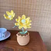 Ramo de Loto Maceta Terminado a Mano con Ganchillo Regalo de Navidad en Maceta de Lana Decoración para el Hogar Adornos de Escritorio