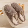 Pantufas de Algodão 2025 para Mulheres, Outono e Inverno para Casa Quentes para Uso Externo, Casais Antiderrapantes, Sapatos de Algodão Aveludados de Sola Grossa para Estudantes Masculinos Atacado