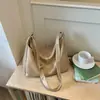 Bolsa Retrô de Luxo para o Dia a Dia Feminina 2026 Nova Moda Popular de Verão Bolsa de Ombro Bolsa Transversal de Grande Capacidade