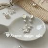 Aretes de Diseño Nicho Simple de Corea del Sur Plata de Ley S925 Aretes Ovalados de Doble Capa de Calcedonia Blanca de Alta Gama Combinables con Todo