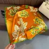 Novo Lenço de Seda Estampa Leopardo Lenço Quadrado Pequeno Quatro Estações 70cm Lenço de Seda Europeu e Americano Lenço Feminino Estampado Caju Coreano