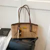 Bolso de Axila Vintage de Nicho Transfronterizo 2026 para Mujer, Bolso de Mano Sencillo de Hombro Único Esmerilado, Bolso Tote