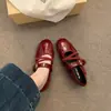 Temporada do Primeiro Encontro: Sapatilhas Femininas Vermelhas de Couro Macio Elástico Patchwork Bico Redondo Decote Baixo Estilo Ballet, Novo Modelo 2026, Sapatos Baixos Versáteis
