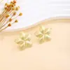 Diseño Retro Europeo y Americano de Lujo Ligero Pendientes Sencillos de Lazo Pendientes de Acero Inoxidable Plisados Flor de Amor Transfronteriza