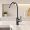 Grifo de Cocina de Acero Inoxidable 304 Cepillado para Uso Doméstico, Lavabo de Agua Fría y Caliente, Antisalpicaduras, Personalización al por Mayor