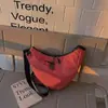 Textura teñida con niebla clara y translúcida, silueta holgada, bolso cruzado para estudiantes universitarias, adecuado para clase, salir, ir al trabajo, bolso de hombro ligero