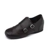 Mocasines retro de estilo británico con doble hebilla para aumentar la altura, zapatos de cuero brogue versátiles de tacón bajo para mujer, adecuados para ir al trabajo
