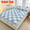 Juego de Sábanas de Terciopelo de Leche a Cuadros Negros y Blancos para Cama, Juego de Tres Piezas, Protector de Colchón Acolchado de Doble Cara para Hogar, Funda Antipolvo Individual
