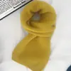 Bufanda de Punto Versátil de Alta Gama Estilo Coreano para Mujer, Atmósfera Invernal, Color Sólido, Sencilla, Suave, Cálida, Bufanda Pequeña para Cuello Estilo Perezoso