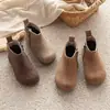 Botas Martin para Niñas 2026 Otoño/Invierno Nuevo Estilo Moda Infantil Botas Cortas Retro para Niños Pequeños y Niños Pequeños Niñas Suela Suave Botas Birkenstock