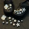 Nuevo Estilo Mariposa Incrustada de Diamantes Hebilla Decorativa para Zapato Agujero Chanclas de Eva Primavera y Verano Accesorios para Sandalias Hebilla de Zapato Flor de Zapato DIY