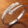Pulsera de Encanto Abierto de Plata con Temperamento Relieve Pavo Real Estilo Étnico Elegante y Rico Pavo Real Sudeste Pulsera Fénix Volador