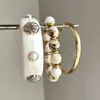 Pulsera Redonda de Resina Turquesa con Perlas y Diamantes, Lujo Ligero y Sensación de Alta Gama, Joyería de Mano Elegante Estilo Vacacional para Mujeres
