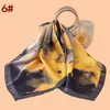 Novo Estilo Lenço Quadrado Feminino 70cm Elegante Retrô Estampa Floral Lenço de Seda Cetim Chiffon Fonte de Fábrica Atacado