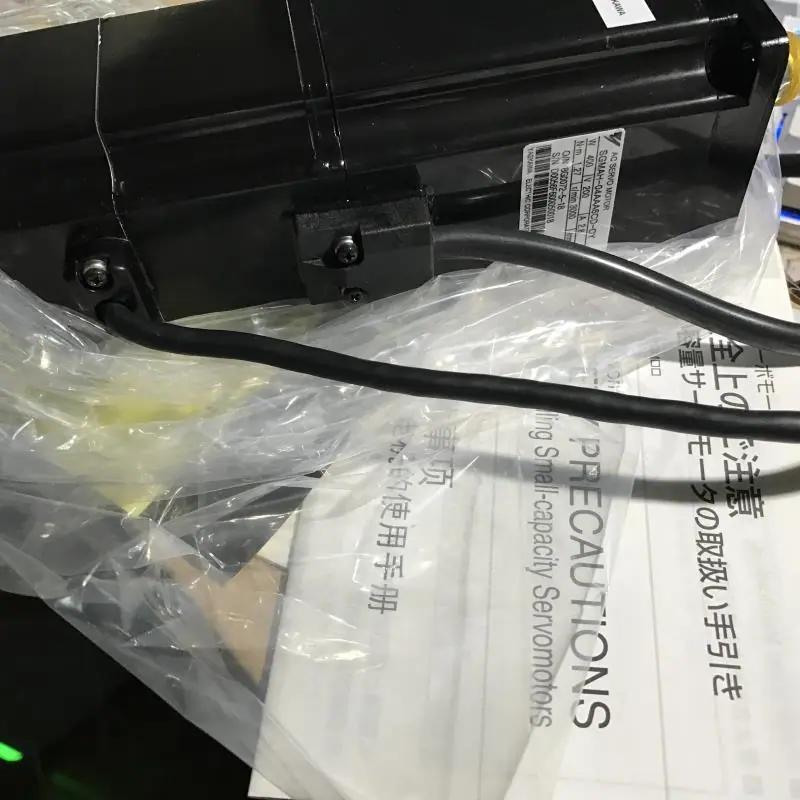 复制_全新YASKAWA SGDV-200A0.jpg