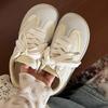 Sapatos brancos femininos 2025, novos sapatos baixos para primavera e verão, calçados de treinamento alemães para estudantes, Forrest Gump, tênis esportivos casuais