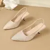 Sandálias femininas de salto alto fino bico fino, tamanho plus size, europeias e americanas, novidade outono 2026, bico fechado, com alça no calcanhar, fashion e sexy