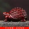 Indonesia sándalo rojo tallado adornos de tortuga de dinero adornos especificaciones 6.4 x 4.2 x 3.6 decoración de sala de estar venta al por mayor de fábrica