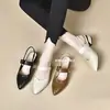 Moda Nova Primavera 2024 Sapatos de Malha Costurada com Strass Cabeça Redonda Boca Rasa Couro Macio de Verão Solado Macio Sapatos de Couro Femininos