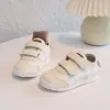 Zapatos Infantiles Forrest Gump 2026 con Suelas Suaves y Cierres de Velcro para Niños y Niñas, Tenis Deportivos Casuales para Primavera y Otoño, Zapatos Blancos para Niños