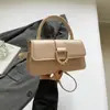 Bolsa Transversal Elegante Pequena Quadrada para Mulheres 2025 Nova Textura Casual Bolsa de Ombro para o Dia a Dia Simples Personalizada Bolsa Transversal