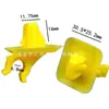 Aplicável ao Chrysler Jeep Wrangler fivela de fixação do acabamento da porta do carro clipe de placa decorativa 68185909AA