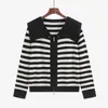 Suéter de punto para mujer talla grande con cuello navy y doble cremallera, estilo otoño 2026, chaqueta a rayas rejuvenecedora para mujeres talla grande 21765