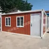 Casa Móvel com Telhado Pontiagudo e Textura de Madeira, Escritório Decorado, Casa Contêiner Residencial Móvel, Exportável e Pronta para Montagem