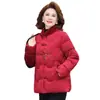 Ropa de maternidad estilo corto con chaqueta de algodón polar añadida, ropa de algodón para mujeres de mediana edad y mayores de 50 años, talla grande, ropa adelgazante, cuello alto, rojo, chaqueta acolchada de algodón festiva