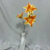 Três-cabeça 3D lírio simulação flor mobiliário de mesa decoração de casa casamento casamento auditório decoração paisagismo arranjo de flores atacado
