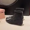 Moda Otoño e Invierno 2025 Estilo Coreano de Gama Alta Botines Cortos de Lana con Punta Cuadrada Forrados de Borrego Tacón Grueso Versátiles Adelgazantes para Tobillo