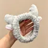 Nuevas diademas de dibujos animados para mujer, diseñadas para lavarse la cara, populares para usar con mascarillas faciales, de ala ancha, sencillas, elegantes y de alta calidad, accesorios para el cabello