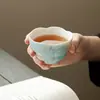 Caneca de Cerâmica com Borda de Flor de Orquídea Pintada à Mão com Esmalte Submerso Novo Estilo Chinês Caneca de Chá Doméstica Conjunto de Chá Gongfu Caneca Única para Uma Pessoa Preparar Chá