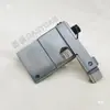 Máquina de Costura Pegasus Modelo 600 Corte à Direita Elástico na Cintura de Roupa Íntima 5.6 Calcador Três Agulhas Cinco Fios Ponto Corrente