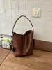Bolso de mano tejido con patrón transfronterizo para mujer, nuevo bolso de hombro único de nicho 2026 para mujer, bolsa de mano tote vintage versátil de gran capacidad