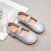 Zapatos para Niña Zapatos de Piel 2024 Primavera y Otoño Estilo Nuevo Zapatos Infantiles Suela Suave Zapatos de Princesa Niña Pequeña Celebridad de Internet Antideslizantes Modernos Zapatos de un Solo Color