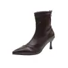 Botas femininas de tornozelo de salto alto com bico fino estilo francês, novo modelo outono e inverno 2026, com saltos finos e zíper traseiro, botas curtas de ajuste justo