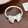 Clip de Goma Acrílica Coreana con Forma de Mariposa Tridimensional para Cola de Caballo Anillo para el Cabello con Diamantes para Todo Tipo de Peinado Pasador
