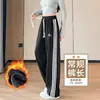 Calça de uniforme escolar preta com três listras para mulheres, forrada de fleece para outono e inverno, novo estilo 2026, calça de moletom esportiva casual para adolescentes