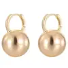 Brincos Geométricos Redondos de Bola de Metal 14K Estilo Retro de Luxo Leve Europeu e Americano, Brincos Exquisitos Versáteis de Alta Qualidade com um Toque de Elegância