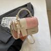 Bolso de mano con textura de costura de moda de este año 2024, bolso de mensajero de hombro de estilo occidental para viajeros de verano, bolso cuadrado pequeño de moda