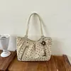 Design de nicho estilo japonês, bolsa tote de camurça retrô, nova coleção feminina, bolsa de ombro versátil e elegante com poá, adequada para o trabalho e uso diário
