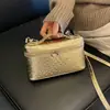 Nova Bolsa Quadrada Pequena de Mão de Luxo Nicho 2026 Bolsa Transversal Feminina Vibe de Outono Versátil para o Trabalho Lancheira