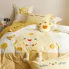 Conjunto de quatro peças de algodão A 80 de desenho animado 4 Lençol de cama com aplique bordado infantil capa de edredom conjunto de três peças de algodão para dormitório Atacado