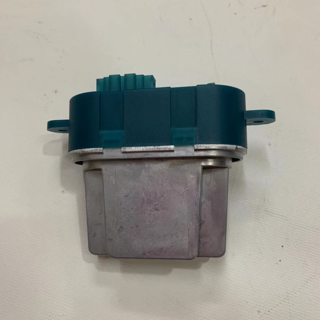 12439731252_577456674